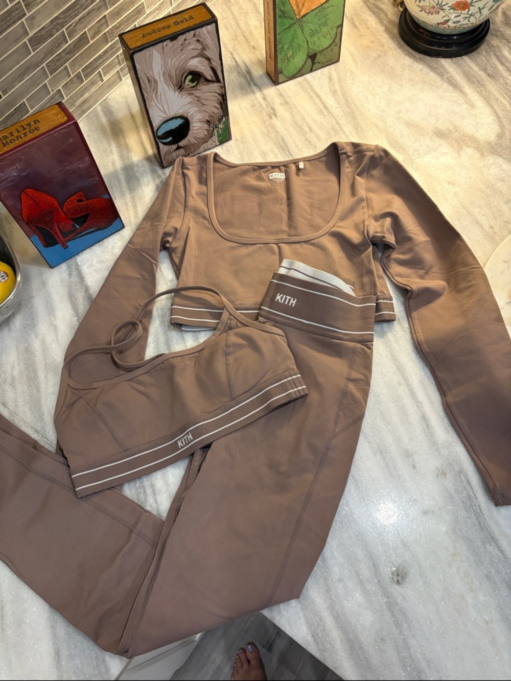 Kith Three-Piece Taupe Active Set – Sports Bra, Leggings & Long Sleeve Top